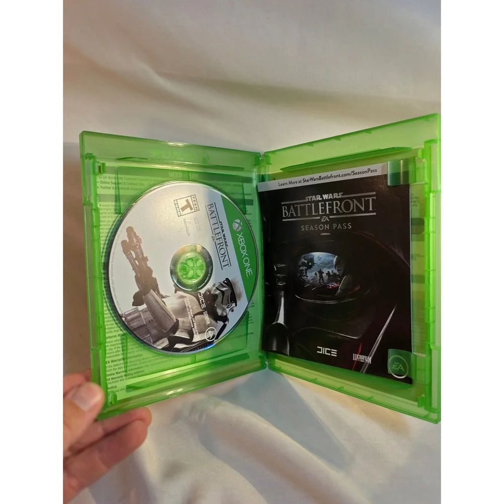 Star Wars Battlefront Deluxe Edition Xbox One EA DICE Lucasfilm Video Game Disc